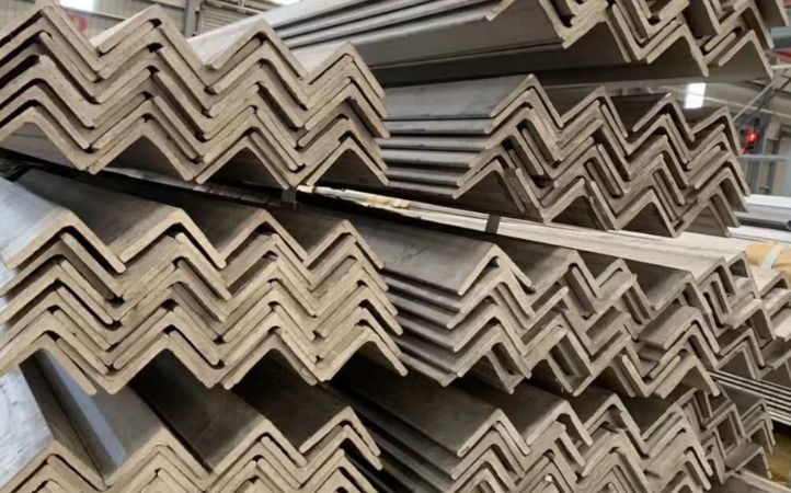 Super Duplex Steel Angle